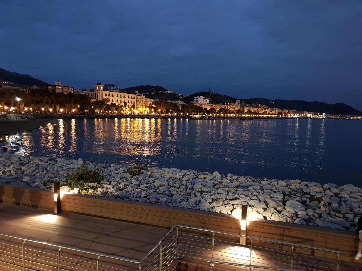 Il Rubino Holiday House Salerno Zewnętrze zdjęcie